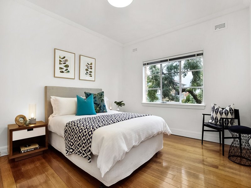 10/203 Brighton Road, Elwood image 2