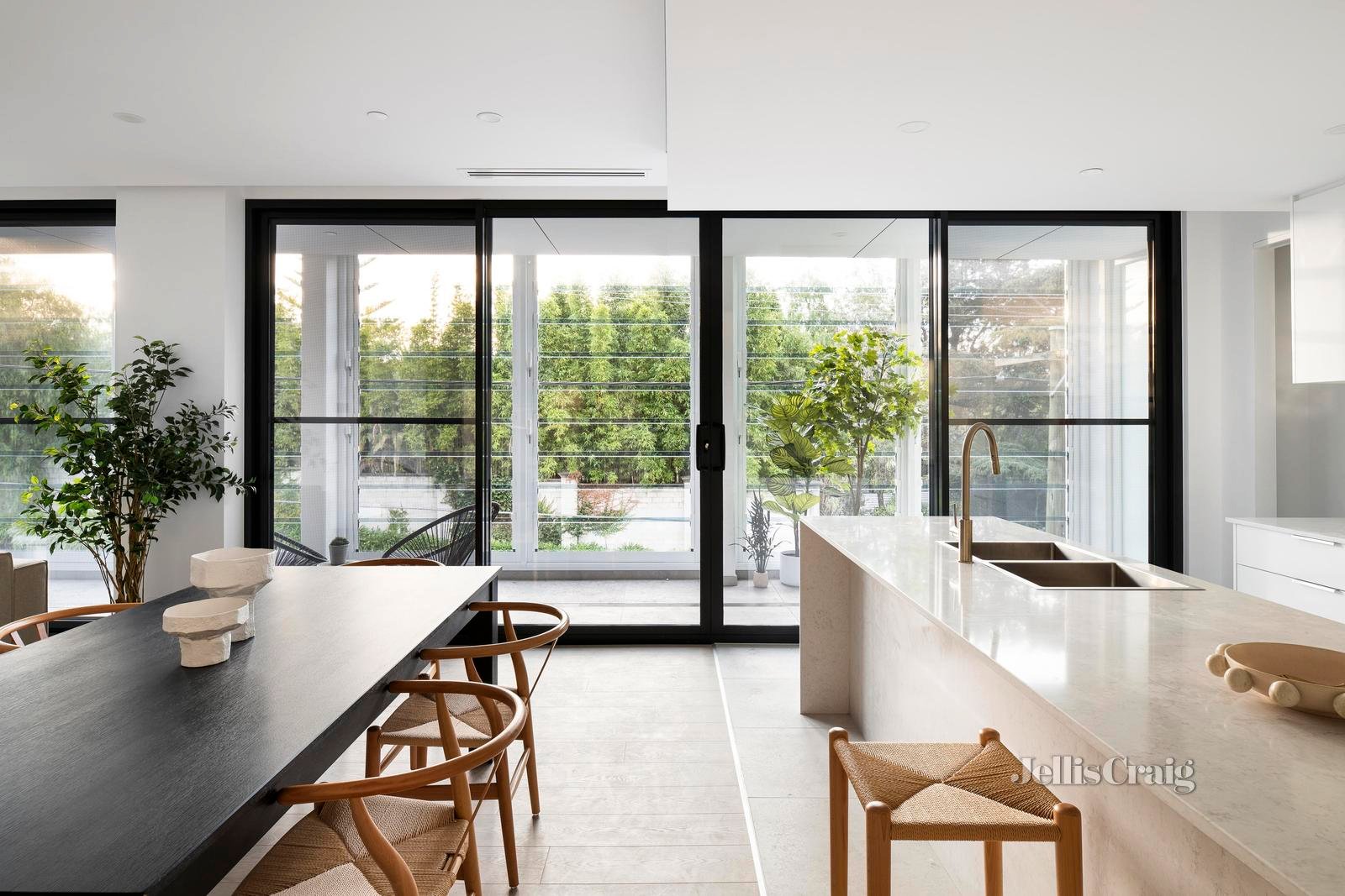 102/1 Old Heidelberg Road, Alphington image 13