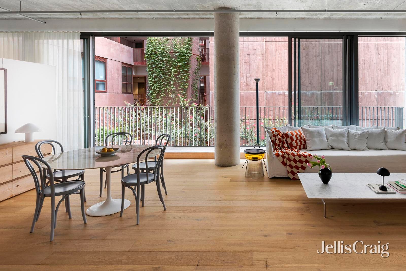 102/1 Wilson Avenue, Brunswick image 1