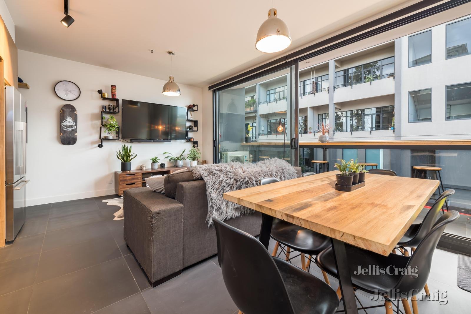 102/10 Dods Street, Brunswick image 3