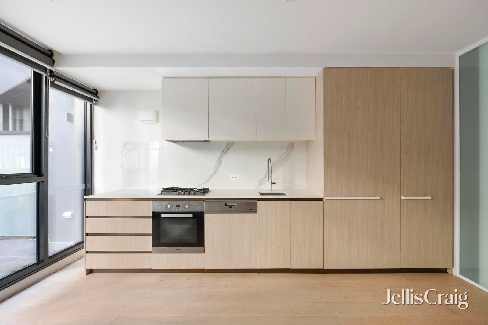 102/108 Haines Street, North Melbourne image 9