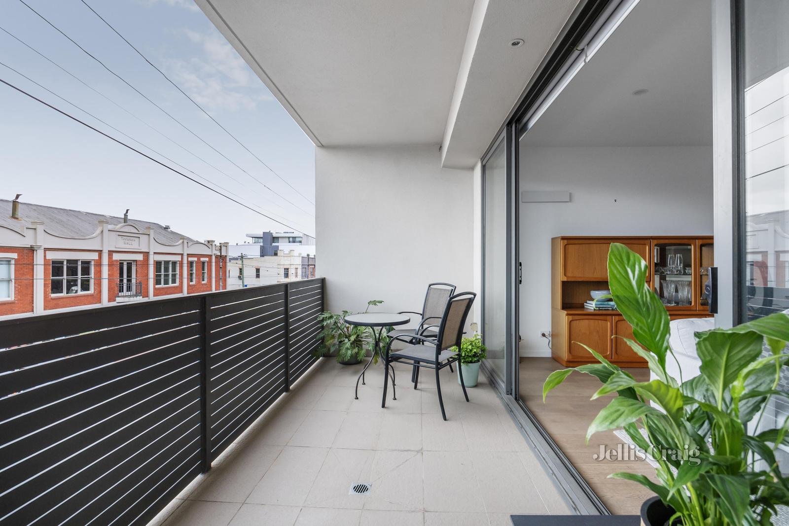 102/1314 Malvern Road, Malvern image 2