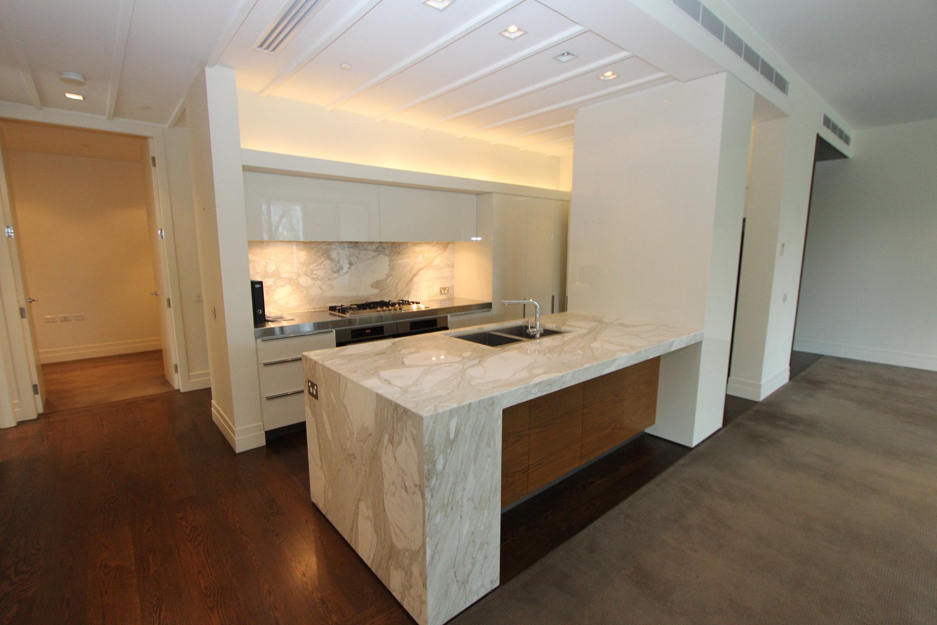 Property Gallery Thumbnail 4