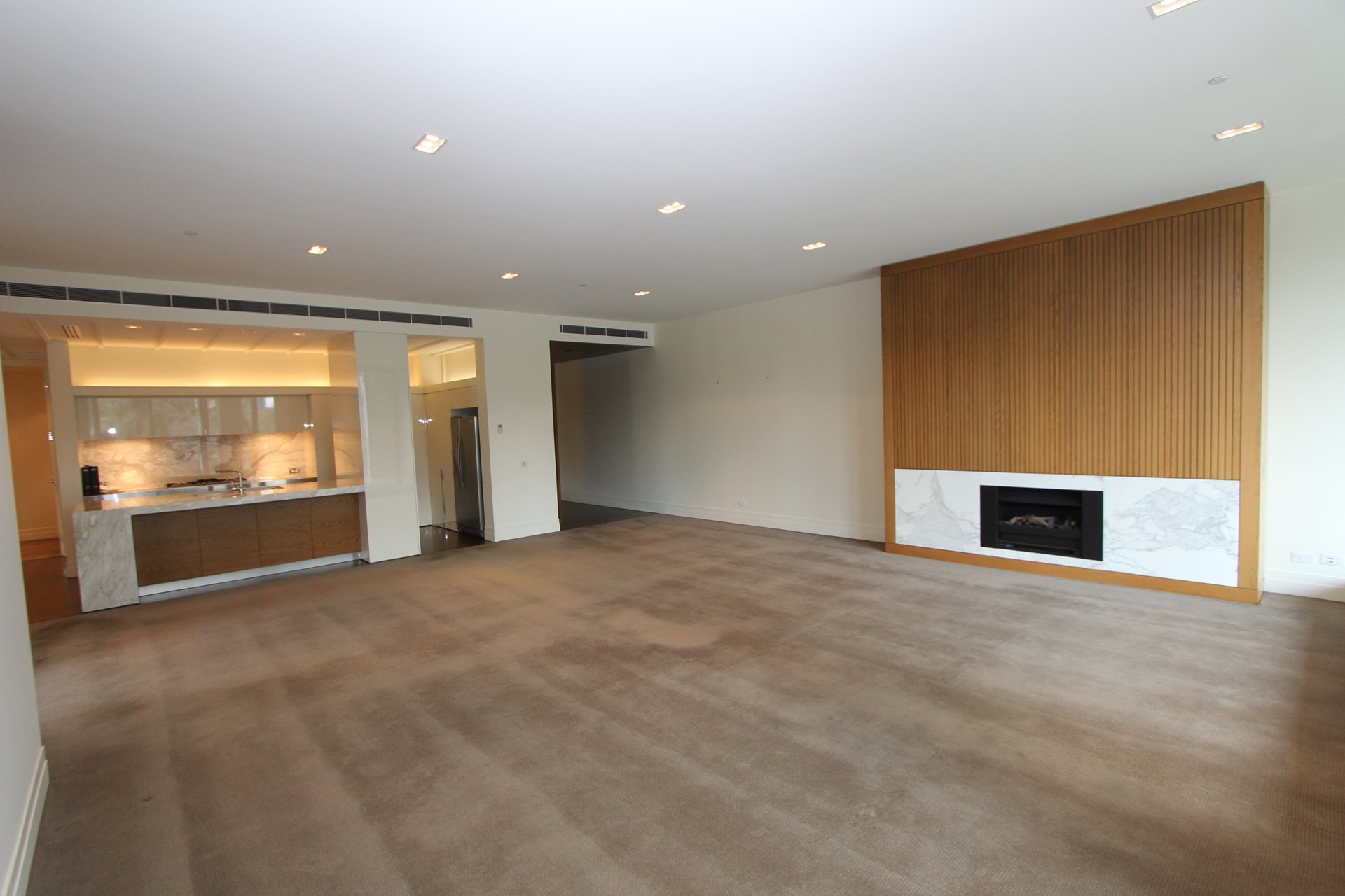 Property Gallery Thumbnail 7
