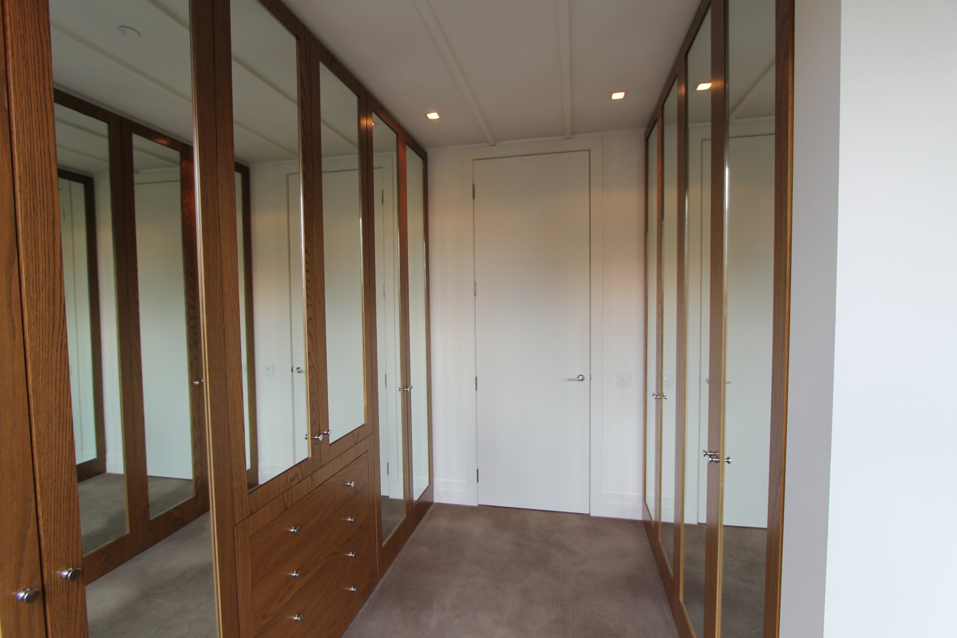 Property Gallery Thumbnail 12