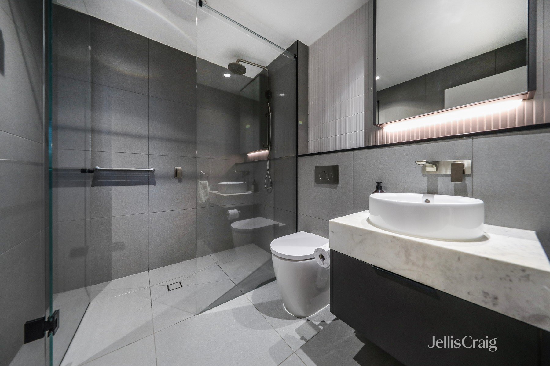102/151 Roberts Street, Northcote image 10