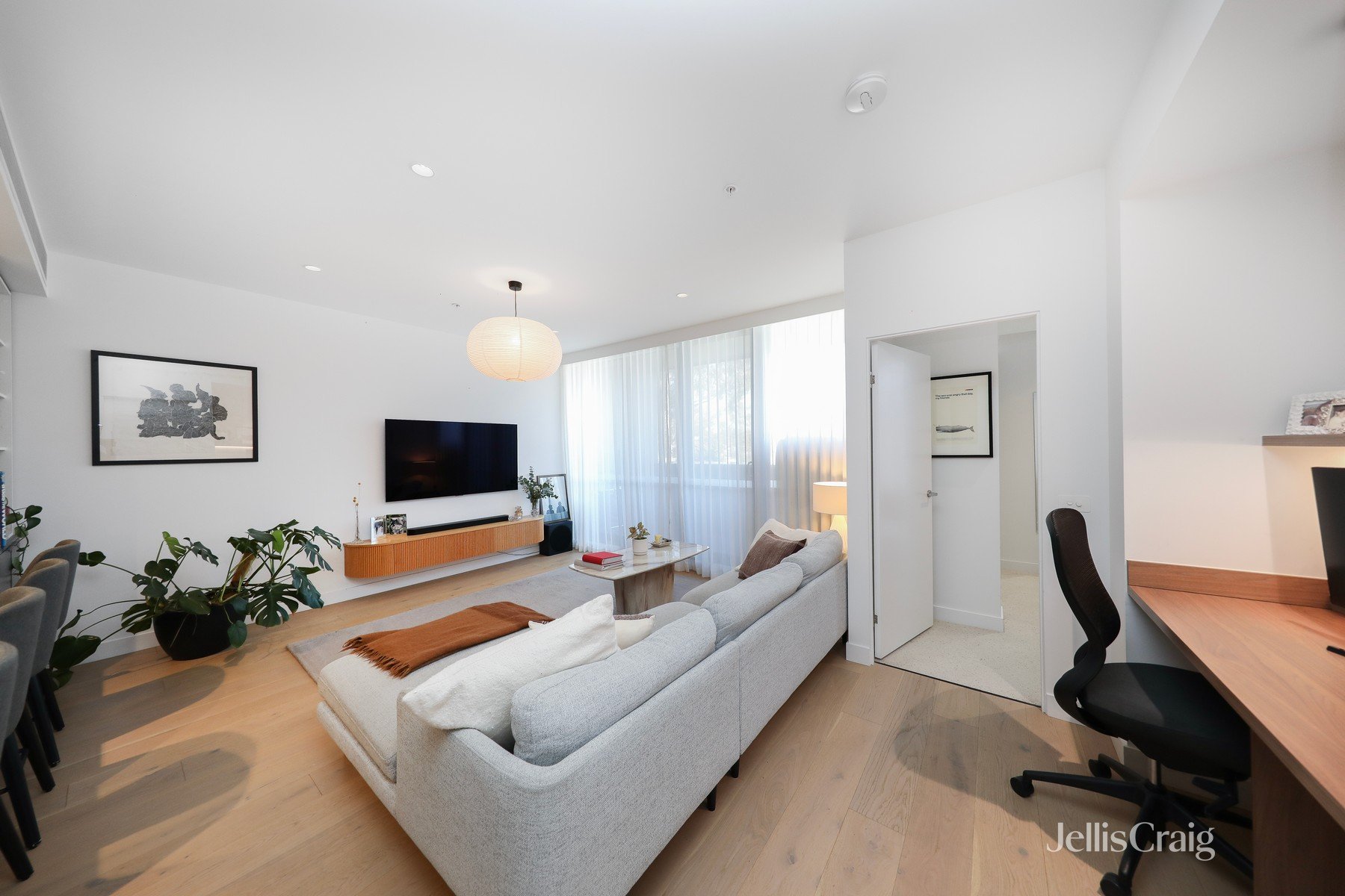 102/151 Roberts Street, Northcote image 3