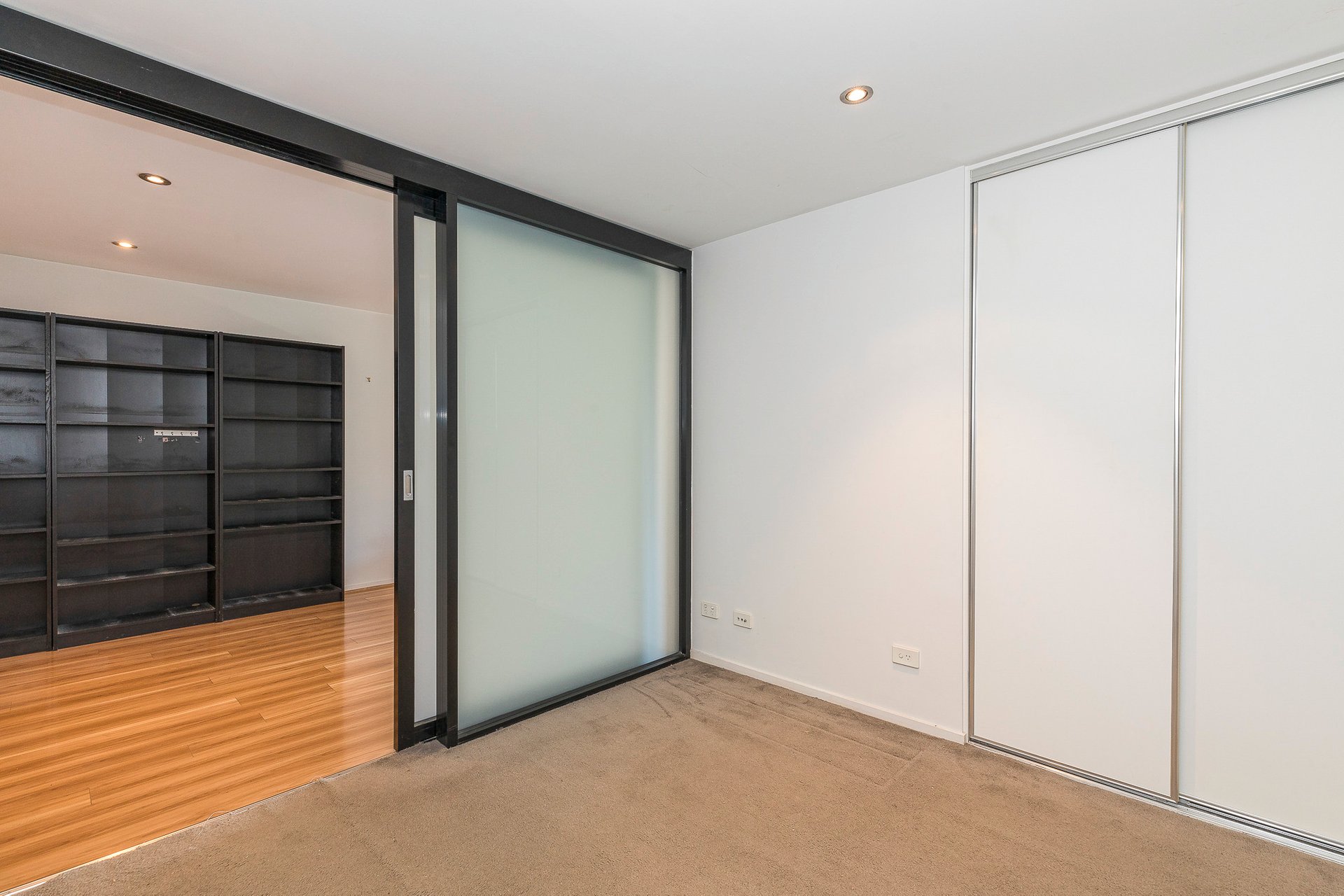 Property Gallery Thumbnail 2
