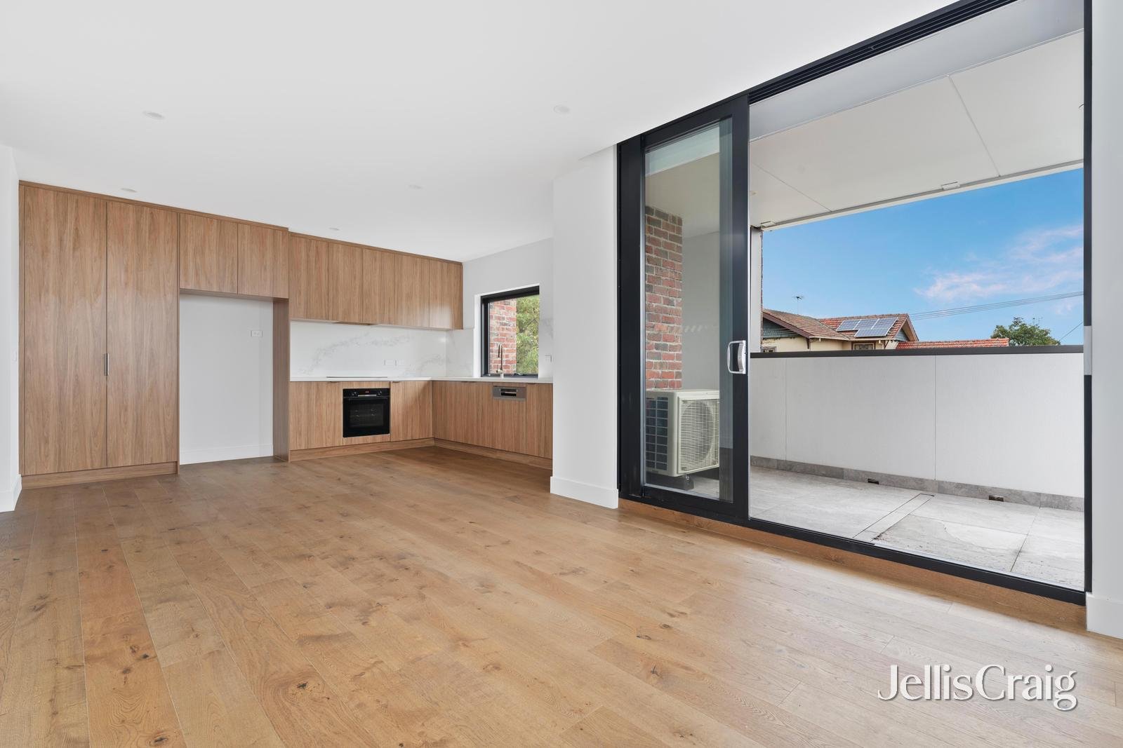 102/178 Francis Street, Yarraville image 2