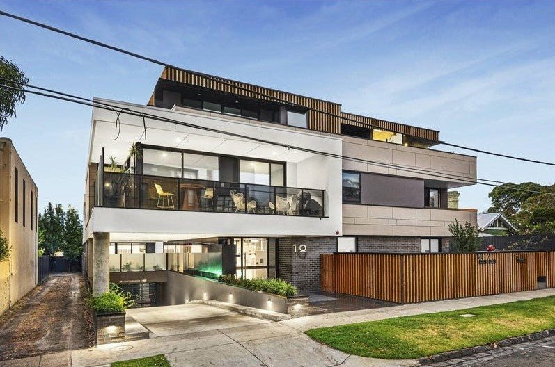 102/18 Railway Crescent, Hampton image 10