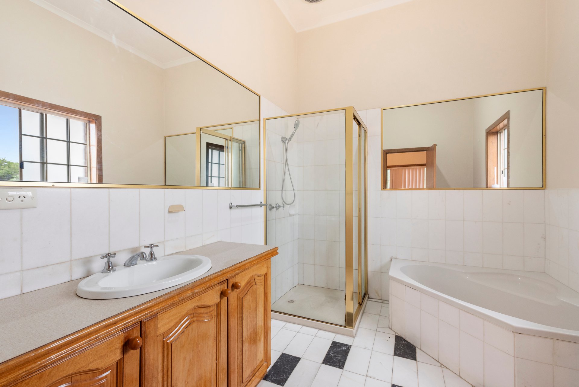 10/219 Mahoneys Road, Forest&nbsp;Hill image 17