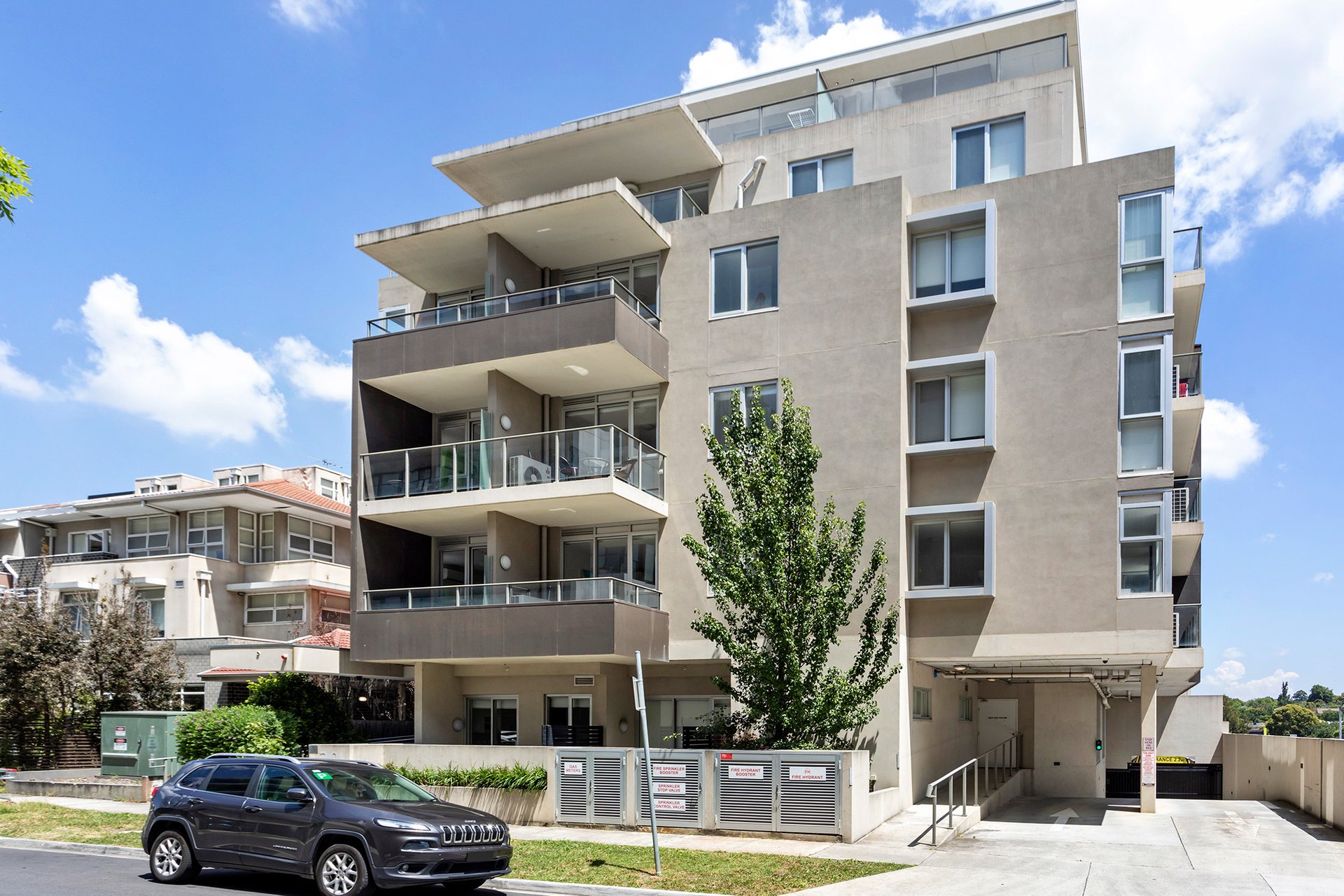 Property Gallery Thumbnail 2