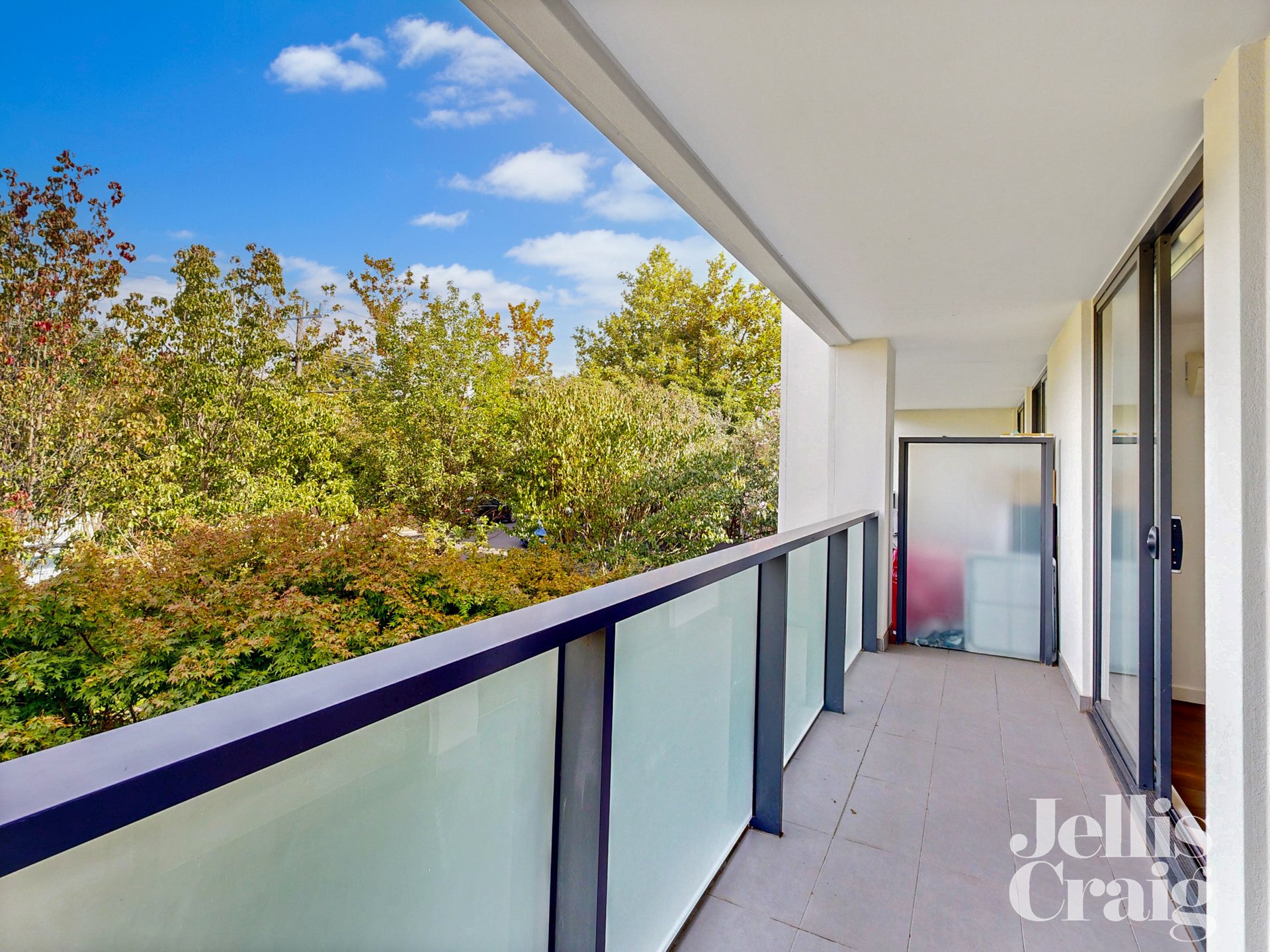 102/20 Weir Street, Balwyn image 9