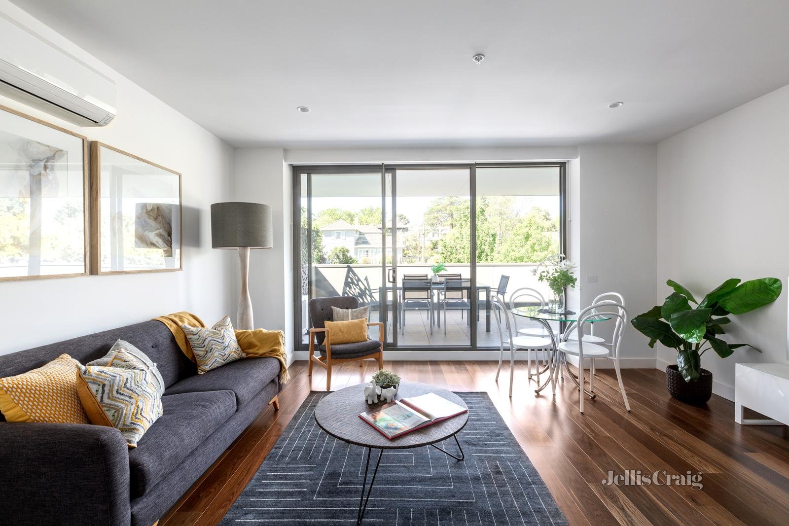 102/201 Whitehorse Road, Balwyn image 8
