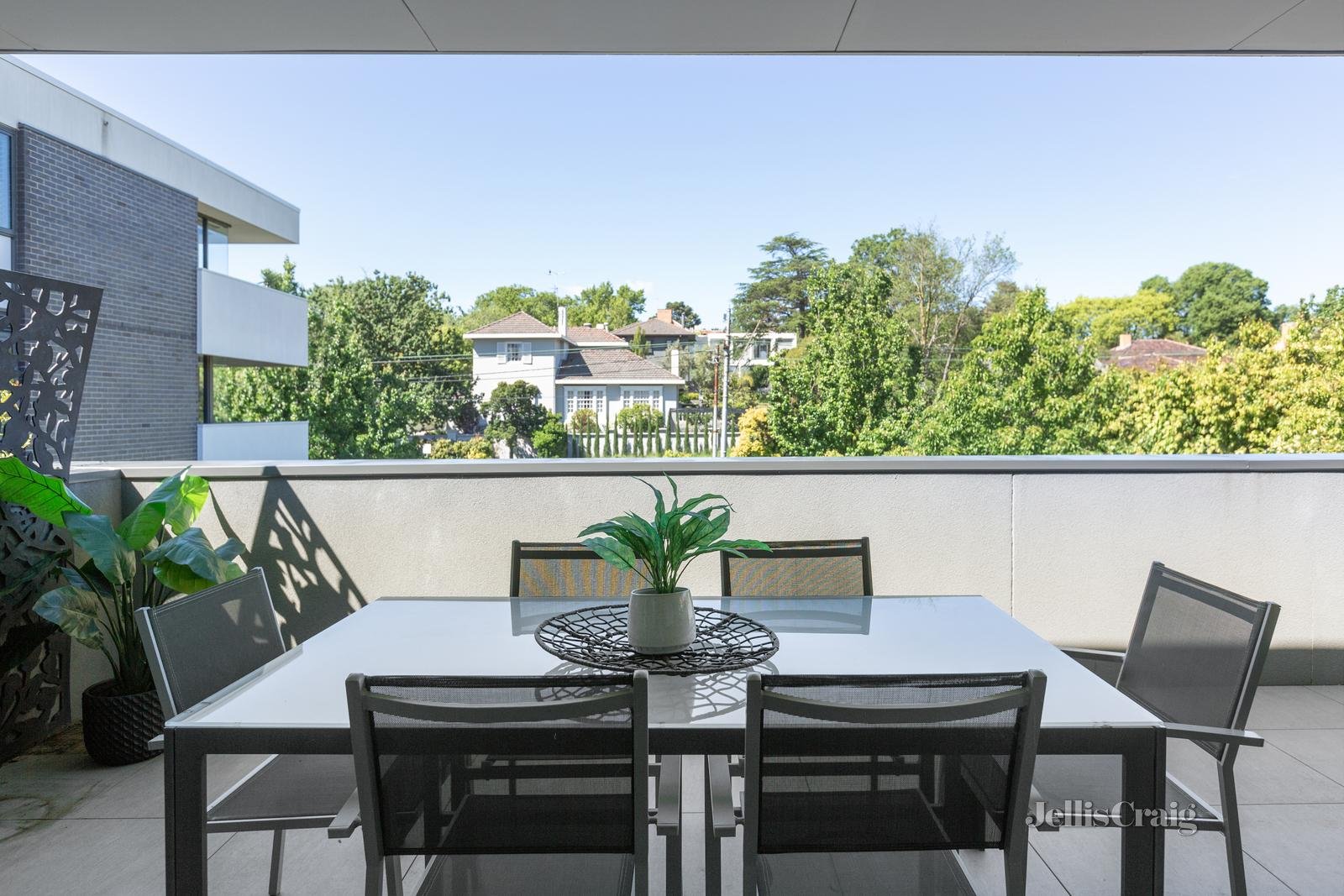 102/201 Whitehorse Road, Balwyn image 9