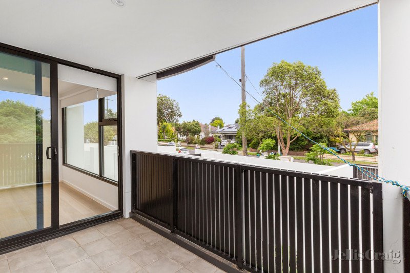 102/2053-2055 Malvern Road, Malvern East image 5