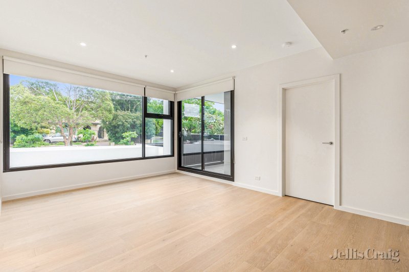 102/2053-2055 Malvern Road, Malvern East image 3