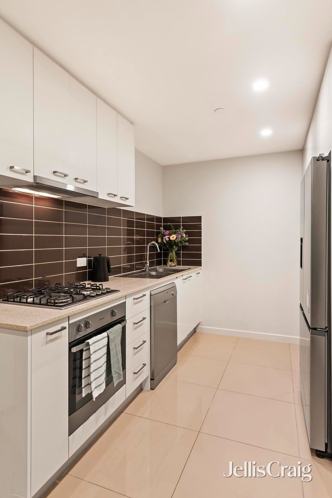 102/211 Mt Dandenong Road, Croydon image 5