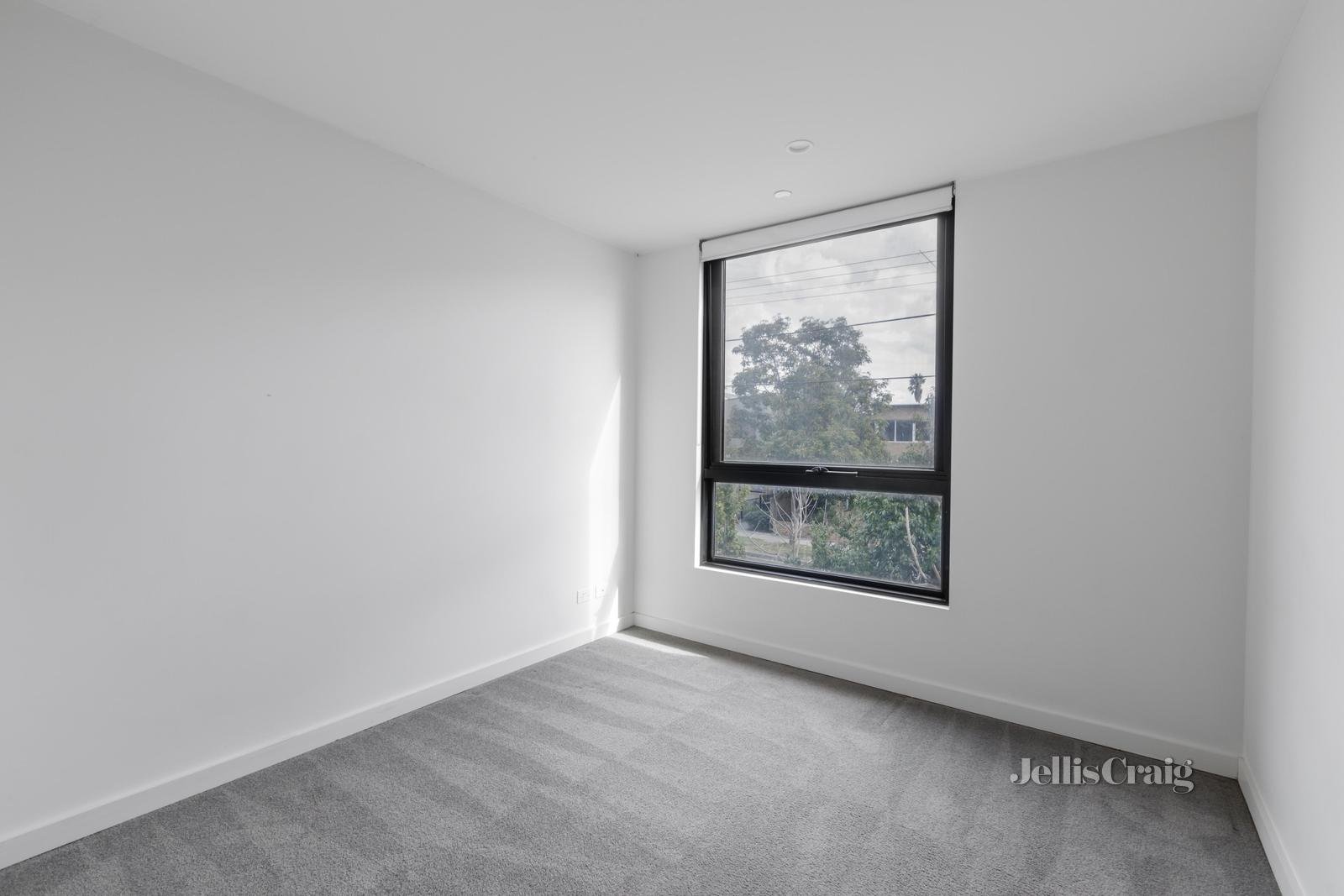 102/22-26 Bent Street, Bentleigh image 6