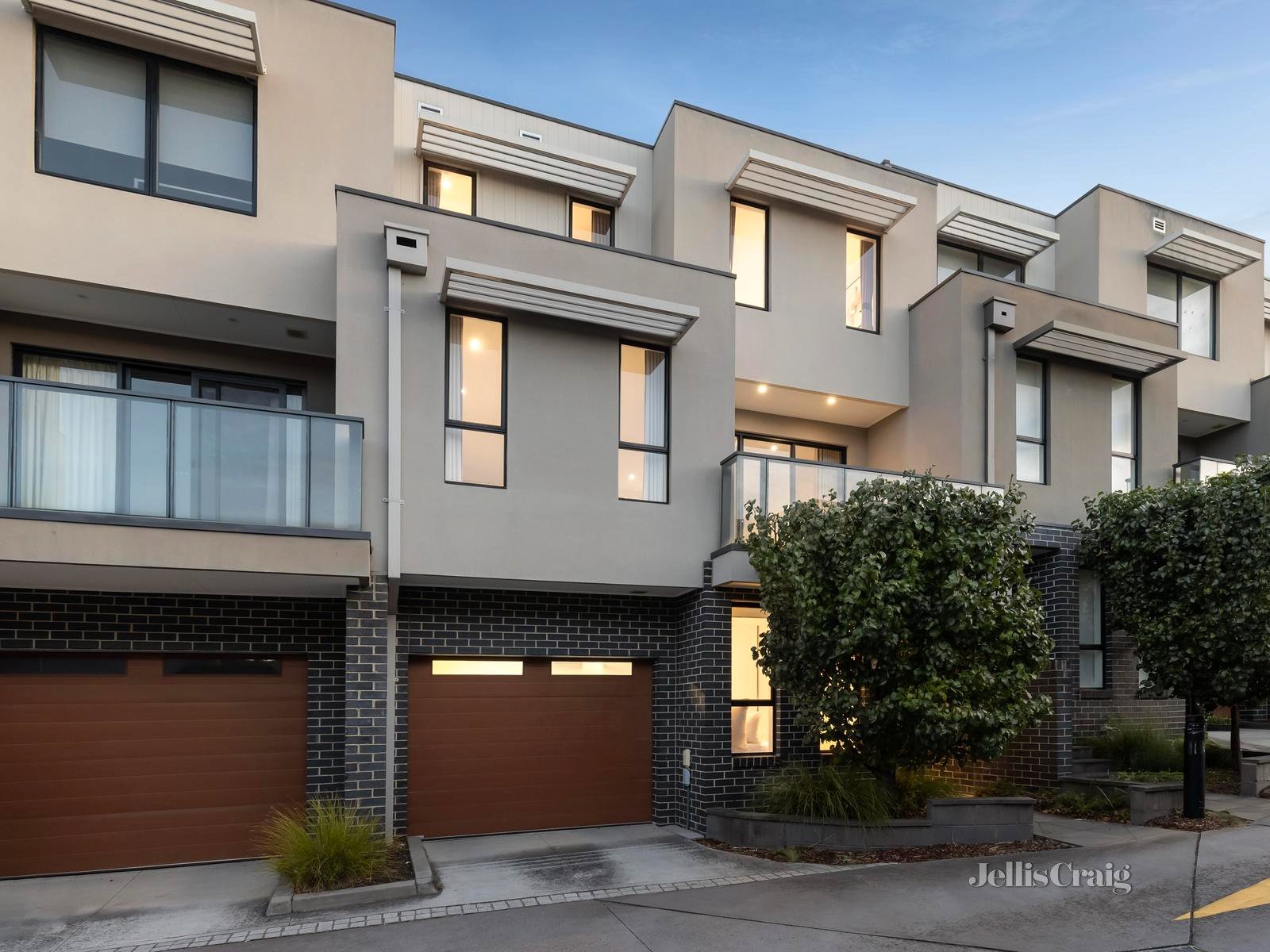 10/222 Williamsons Road, Doncaster image 1