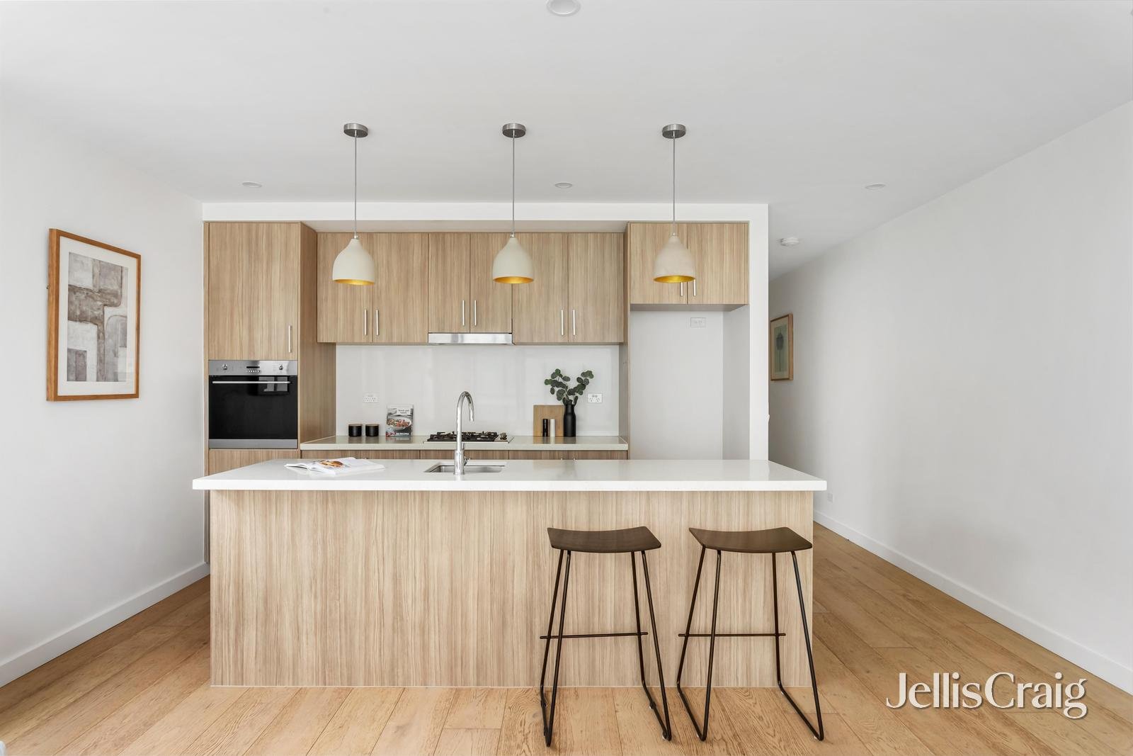 102/257 Neerim Road, Carnegie image 3