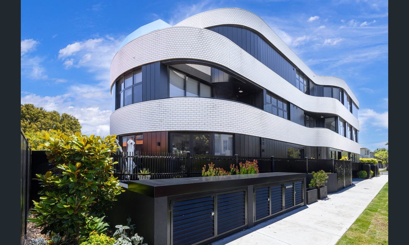 102/2a Emma Street, Caulfield&nbsp;South image 1