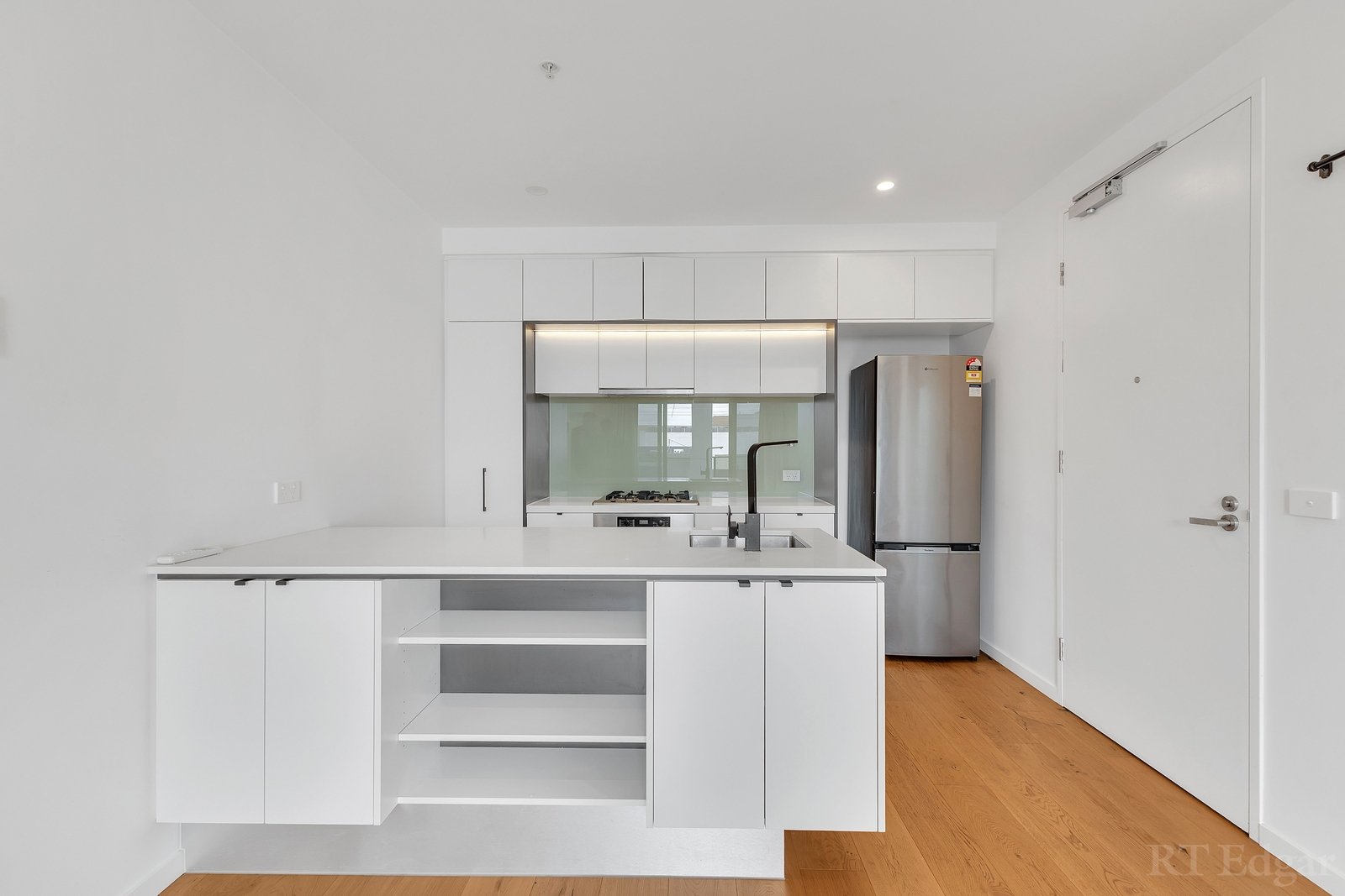 Property Gallery - Main Image