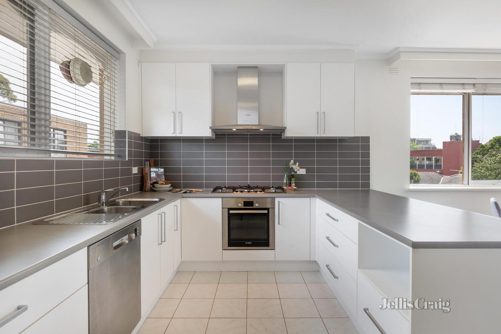 10/23 Auburn Grove, Hawthorn East image 3