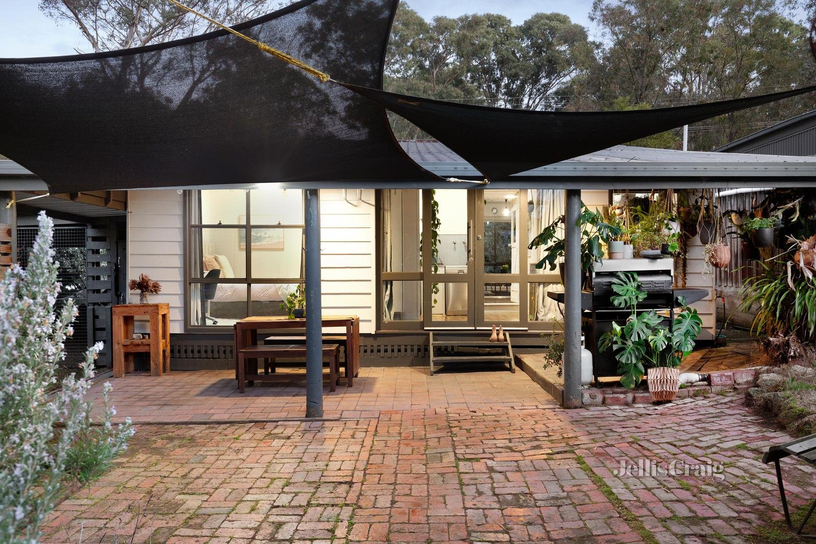 1023 Heidelberg Kinglake Road, Hurstbridge image 17