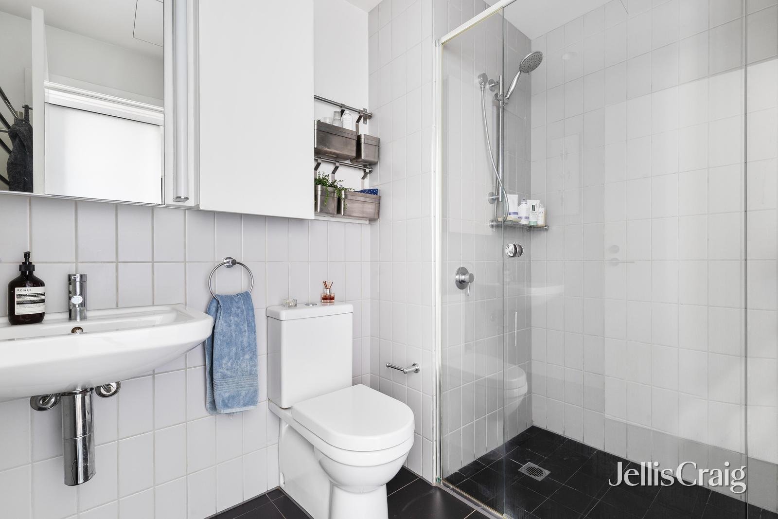 102/3 Kennedy Avenue, Richmond image 8