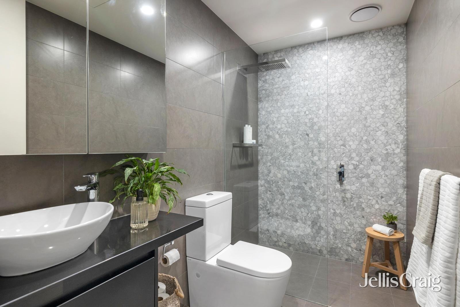 102/309 Riversdale Road, Hawthorn&nbsp;East image 6