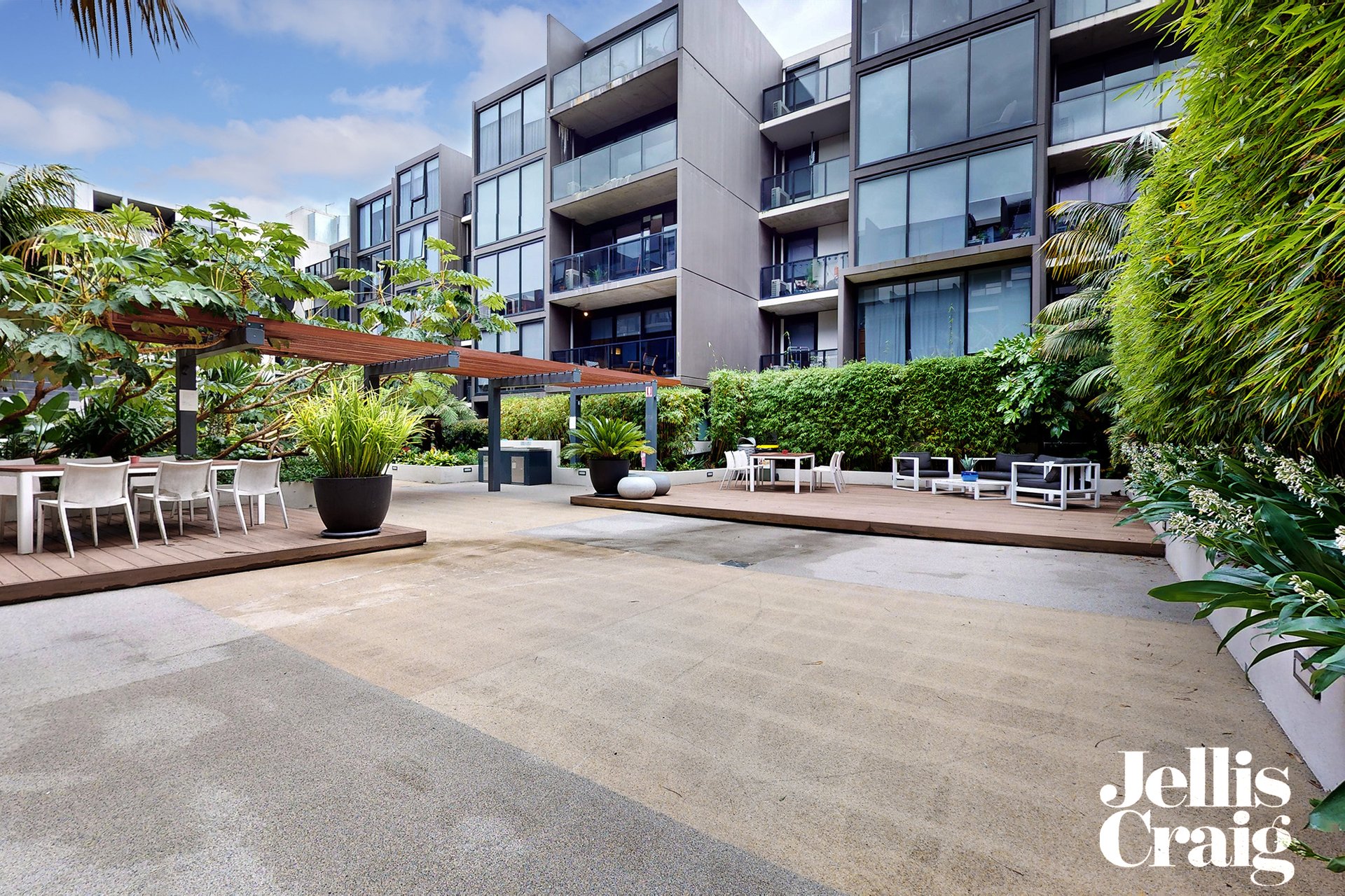 102/311 Burwood Road, Hawthorn image 8