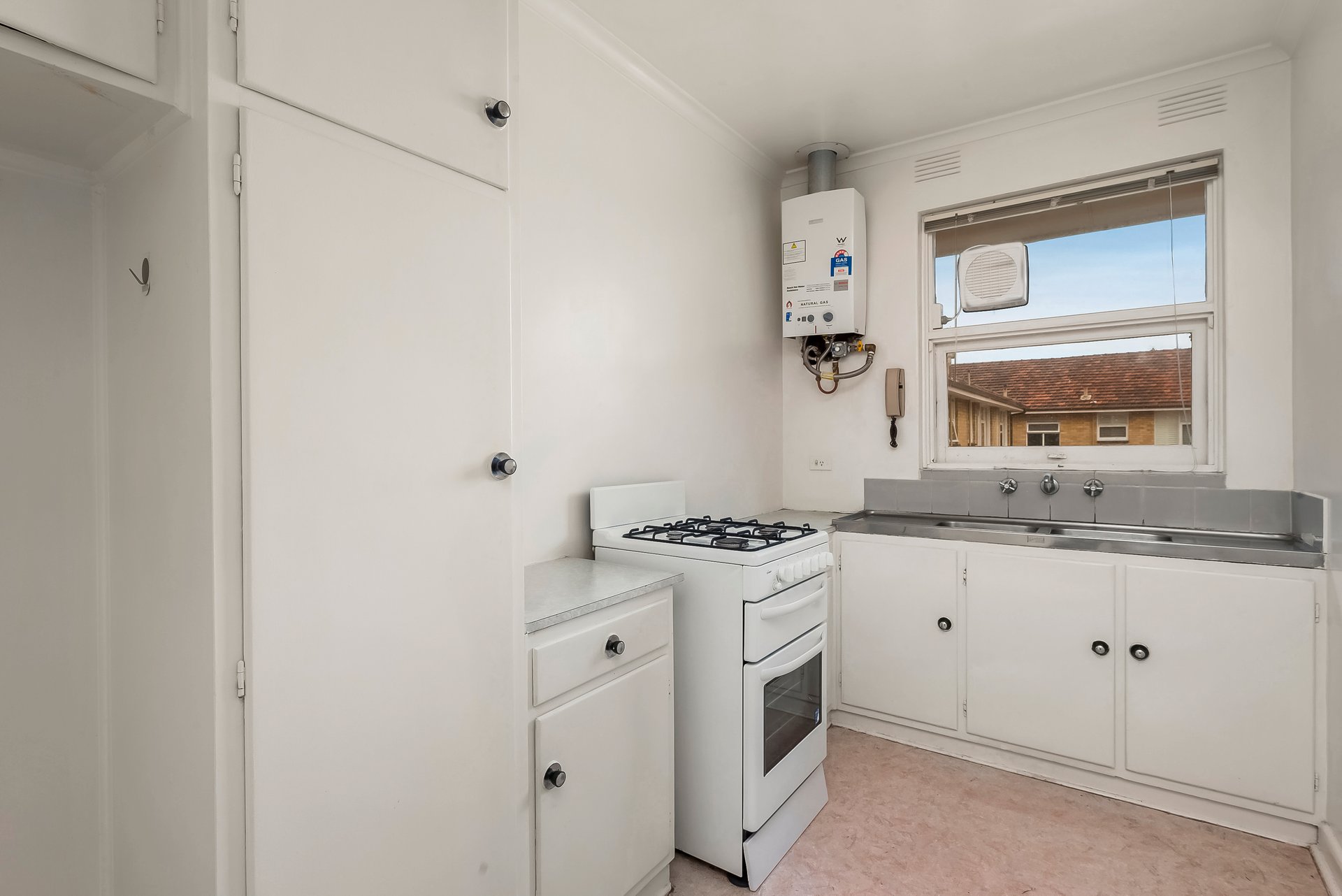 Property Gallery - Main Image
