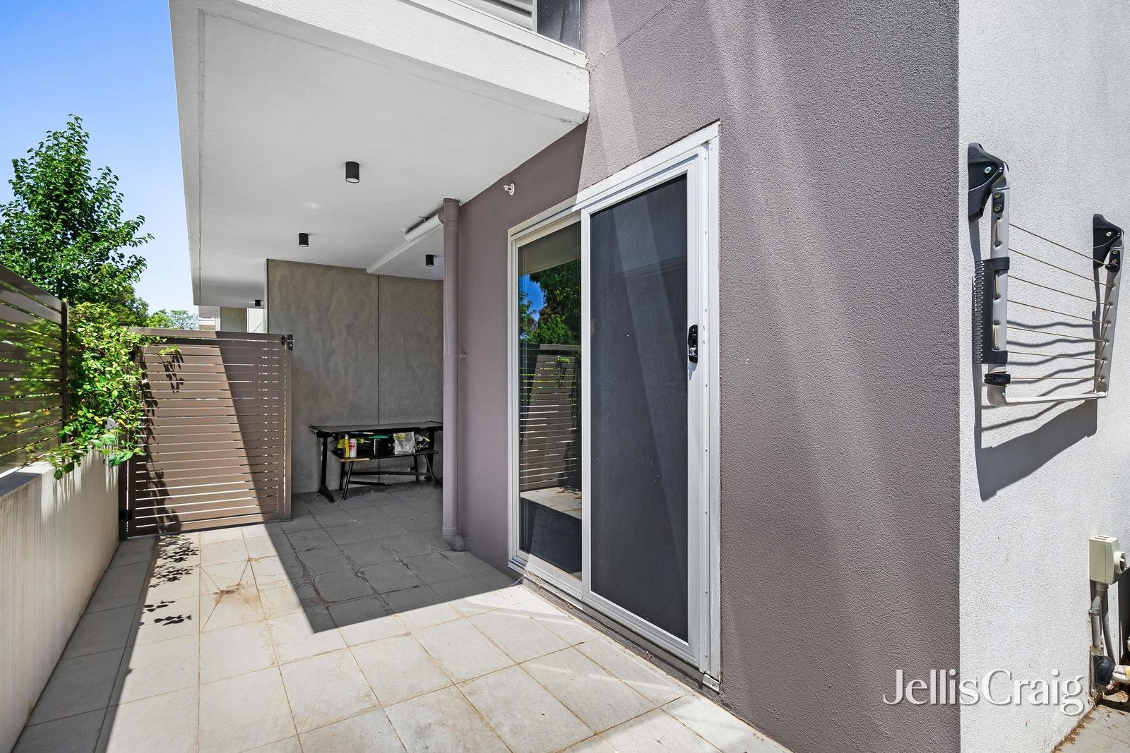 102/330 Manningham Road, Doncaster image 11