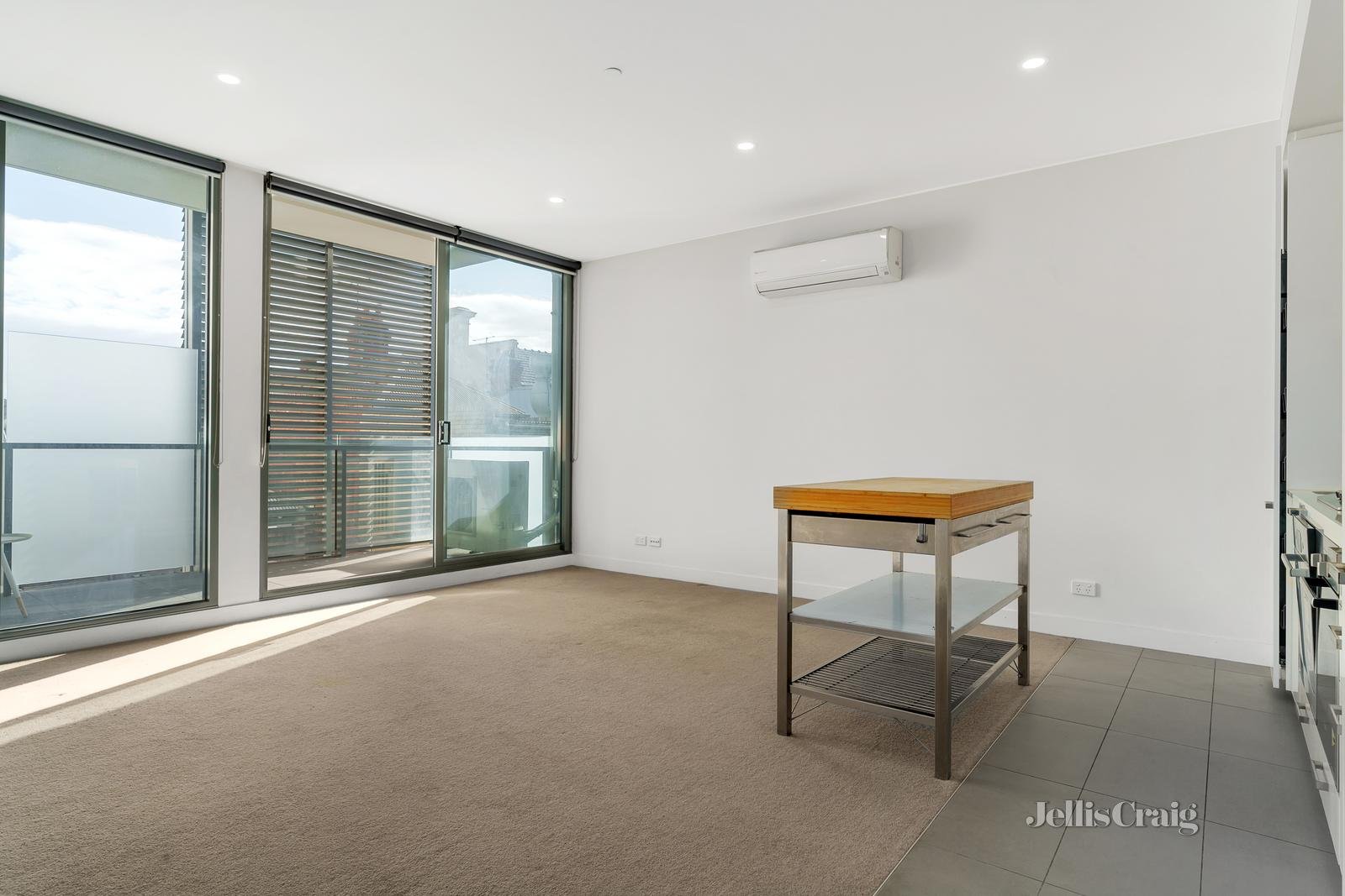 102/332 High Street, Northcote image 2