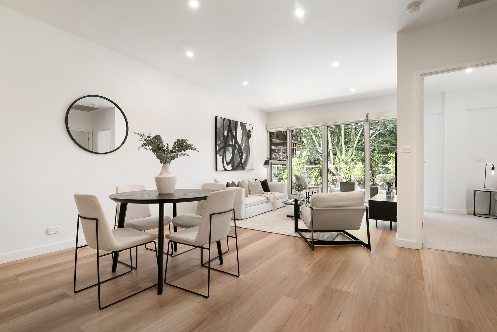 102/334 Toorak Road