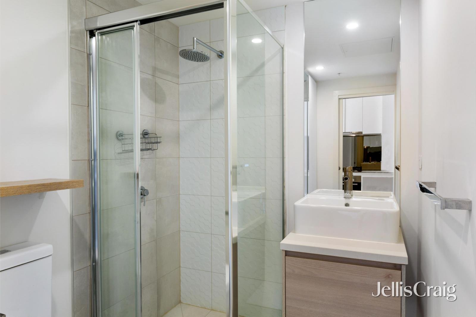 102/40 Mavho Street, Bentleigh image 7