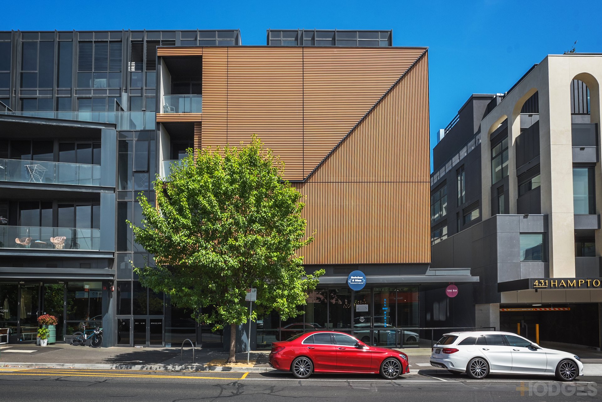 102 / 427 Hampton Street Hampton