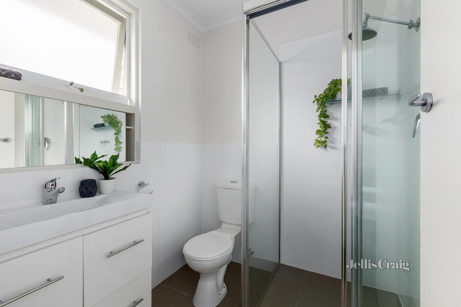 10/25 Clarence Street, Malvern East image 5