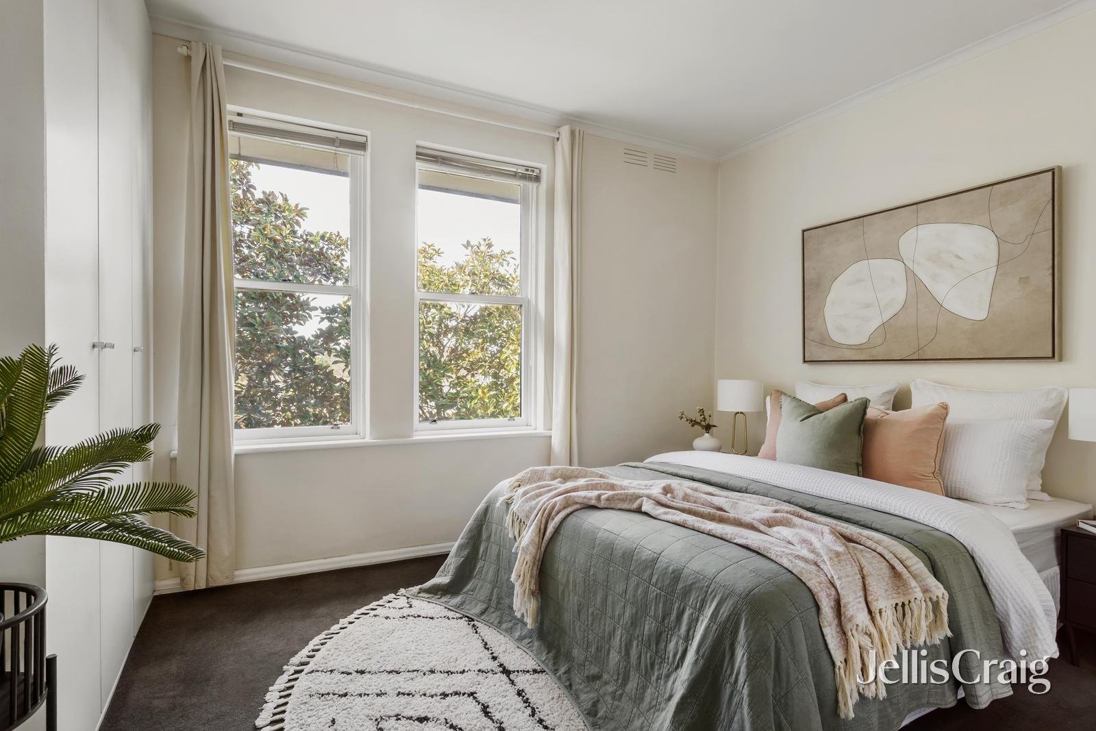10/25 Isabella Grove, Hawthorn image 5