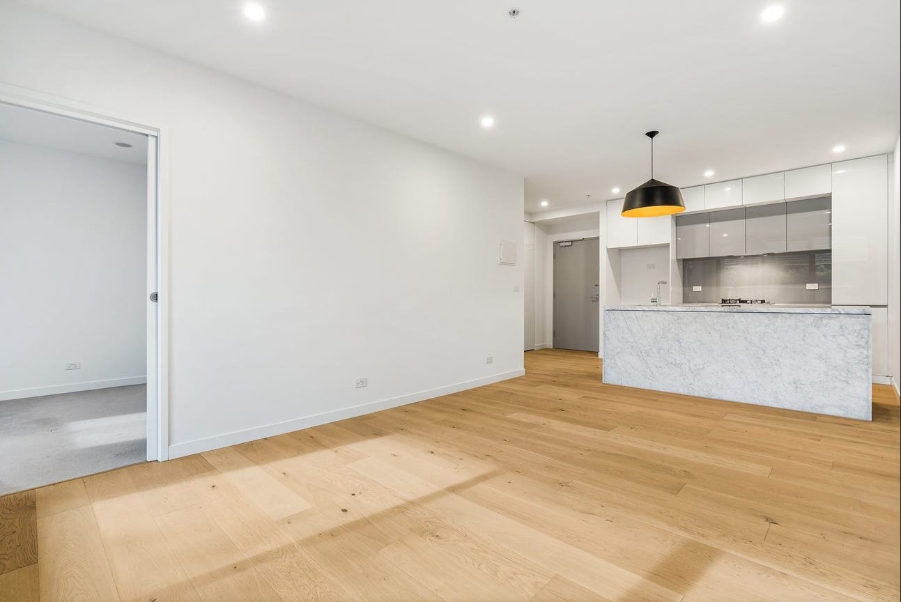 102/5 Sovereign Point Court, Doncaster image 1
