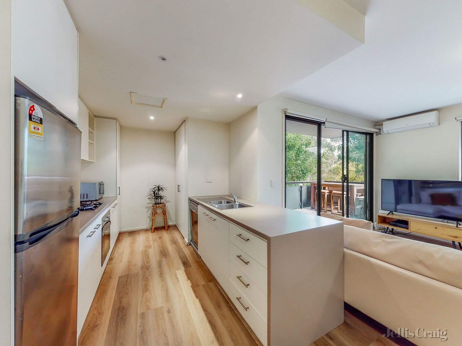 102/50 Altona Street, Kensington image 1