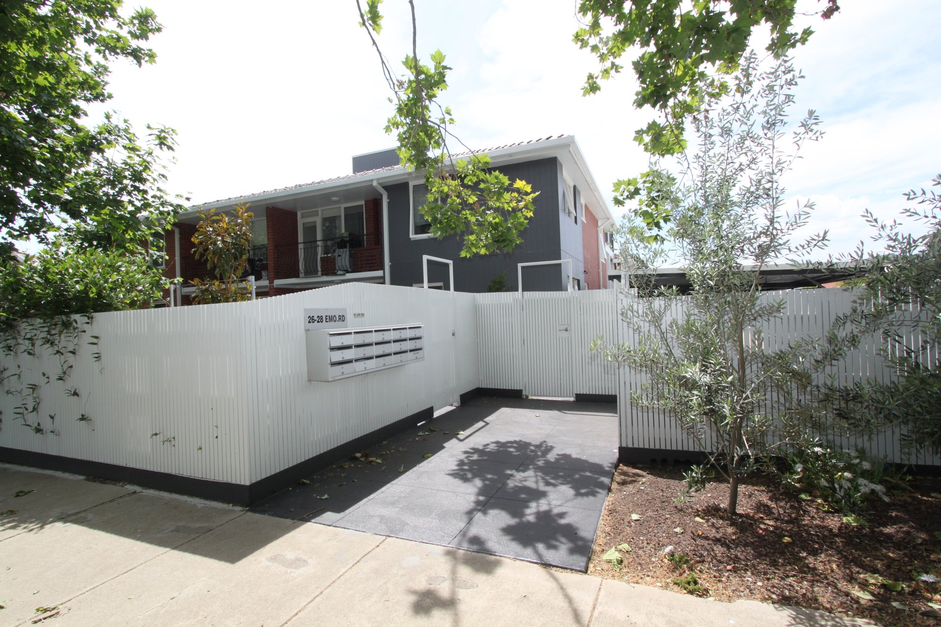 Property Gallery - Main Image