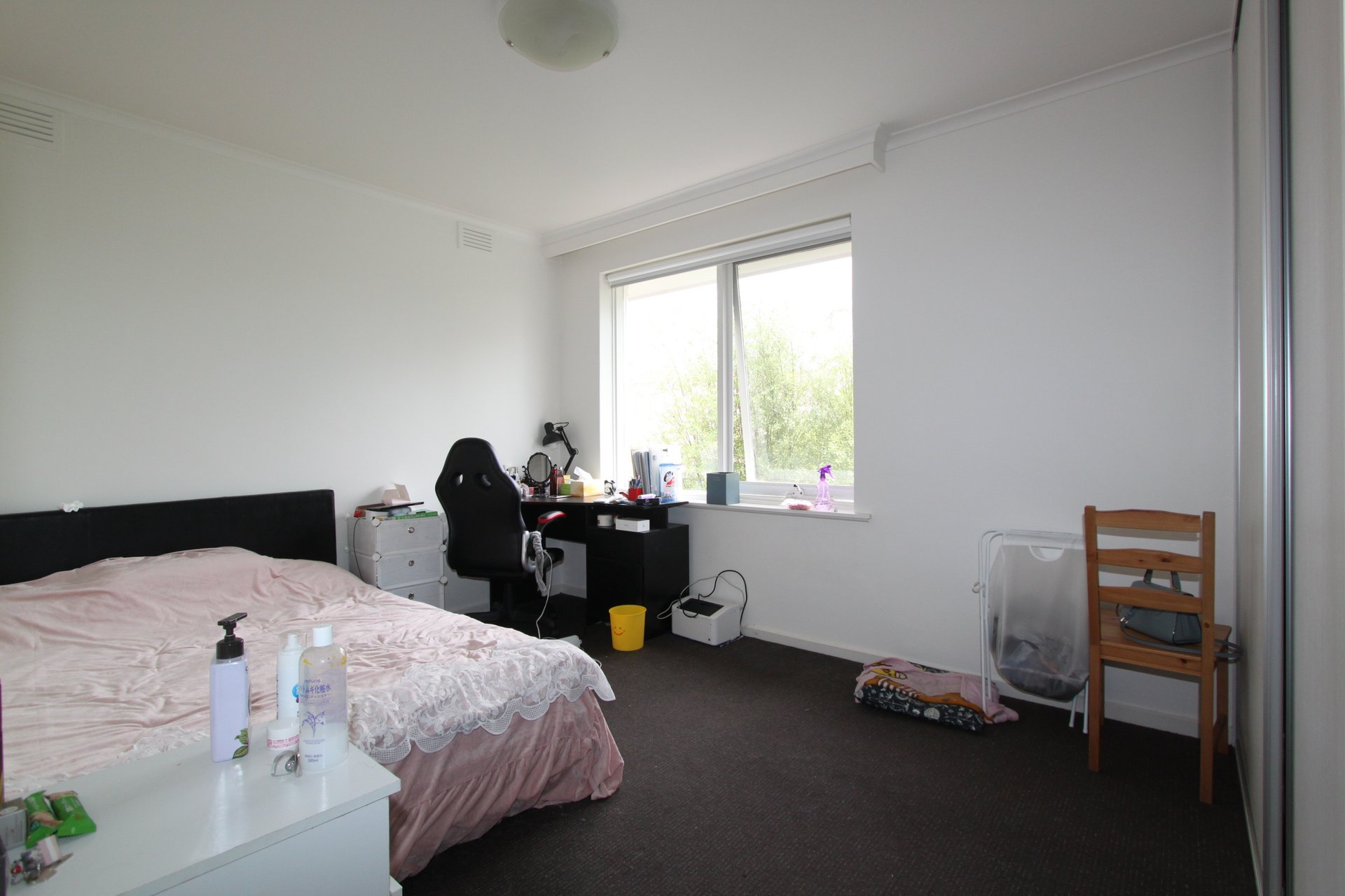 Property Gallery Thumbnail 8