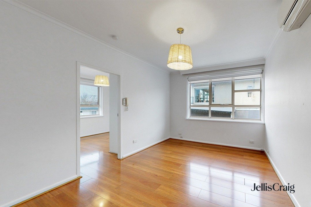 10/26 Pine Avenue, Elwood image 9