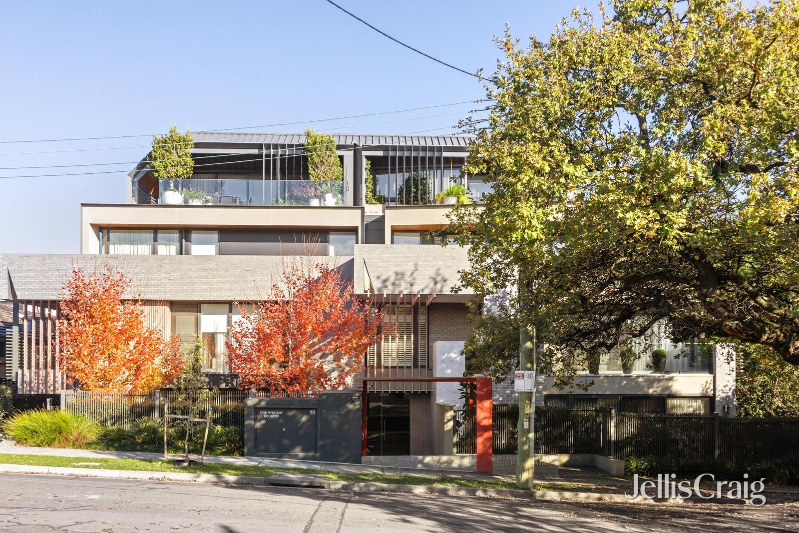 102/6 Power Avenue, Hawthorn image 2