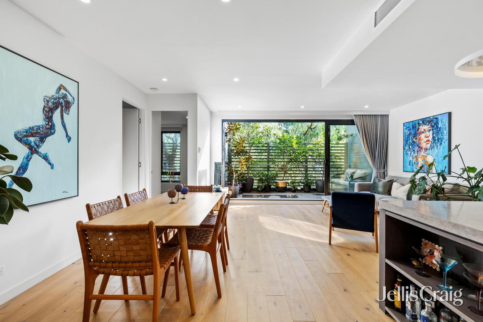 102/6 Power Avenue, Hawthorn image 3