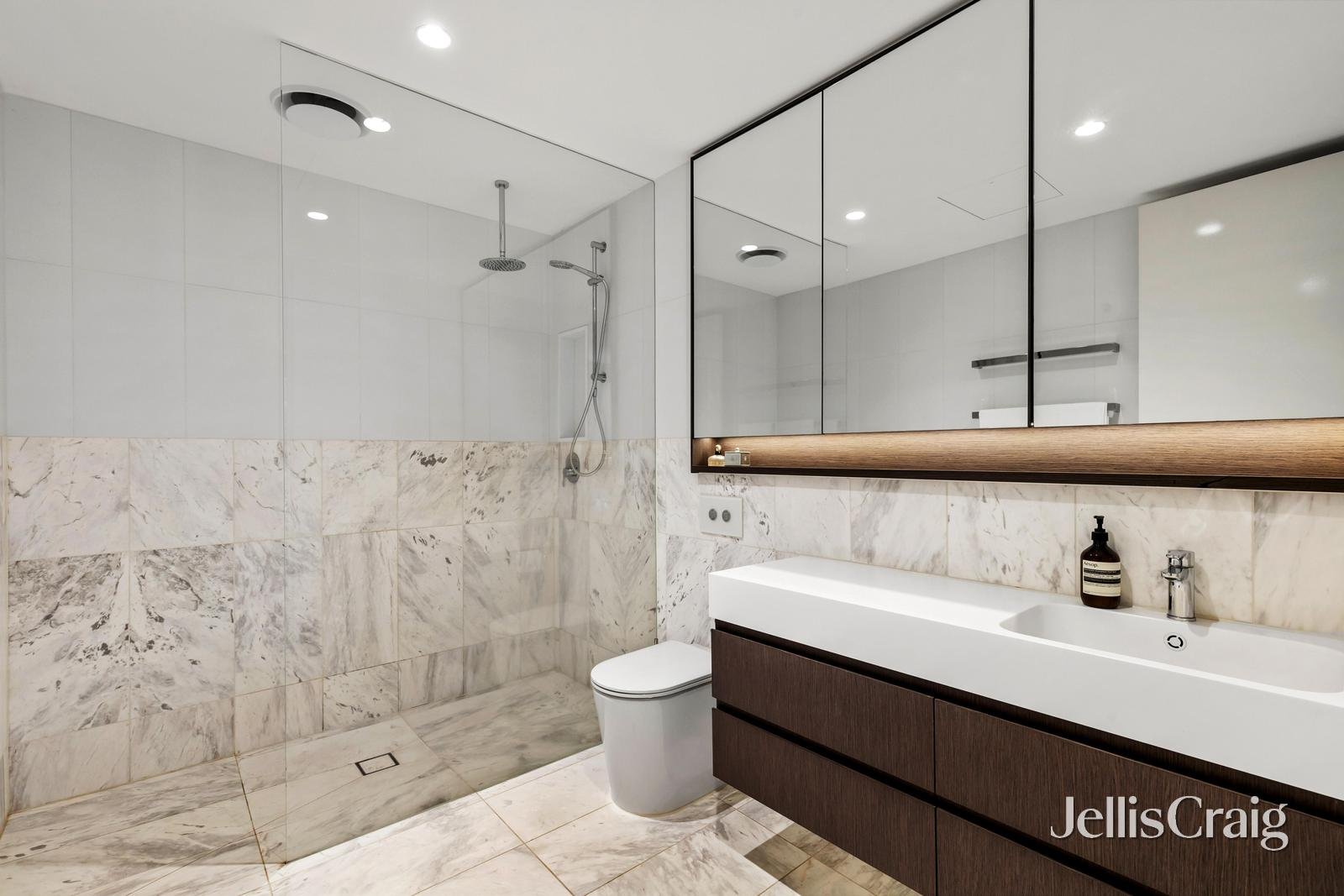 102/6 Power Avenue, Hawthorn image 8