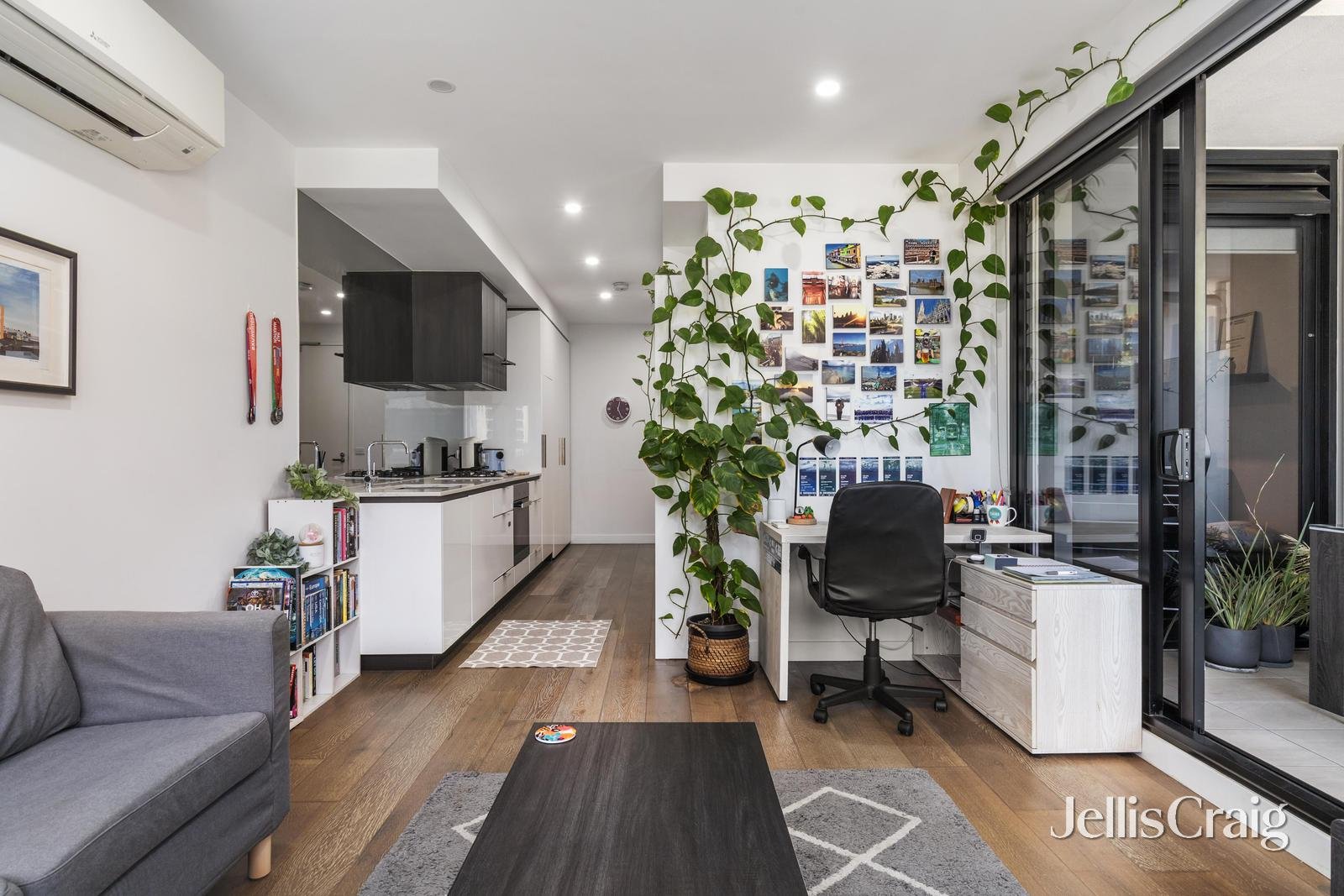 102/629 Canterbury Road, Surrey&nbsp;Hills image 3