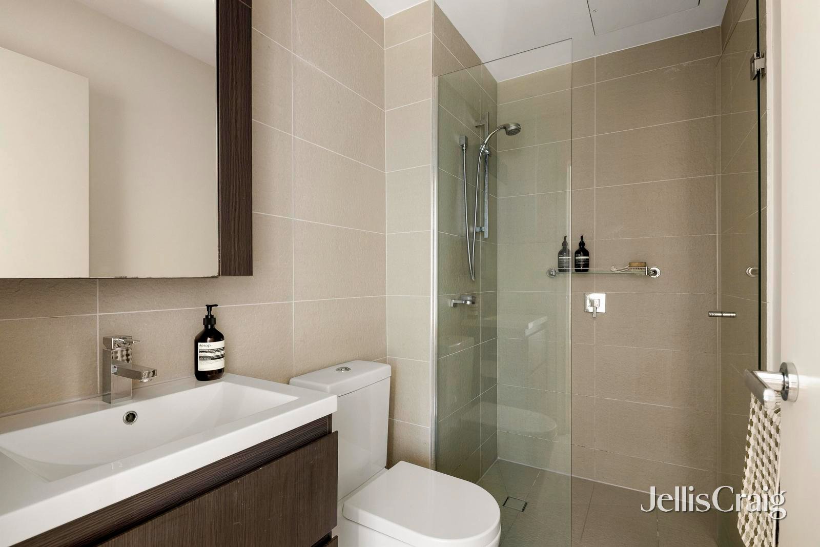 102/68 Gadd Street, Northcote image 9